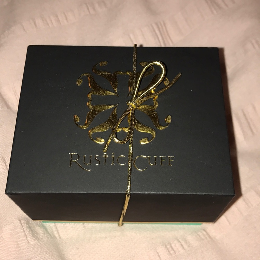 Francesca Rustic Cuff - Picture 4 of 4